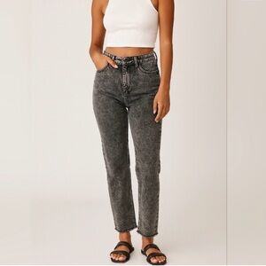 Kendall & Kylie Icon High Rise Straight Jeans